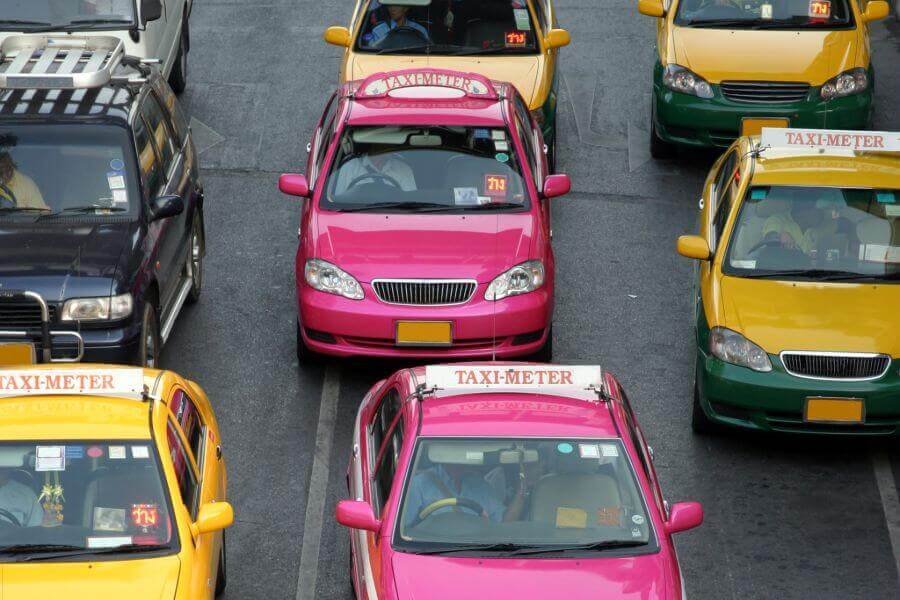 Kleurrijke taxi's in Bangkok